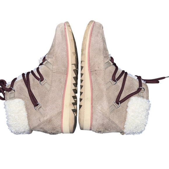 Sorel Women's Beige Winter Boots with Burgundy Laces - Picture 7 of 9